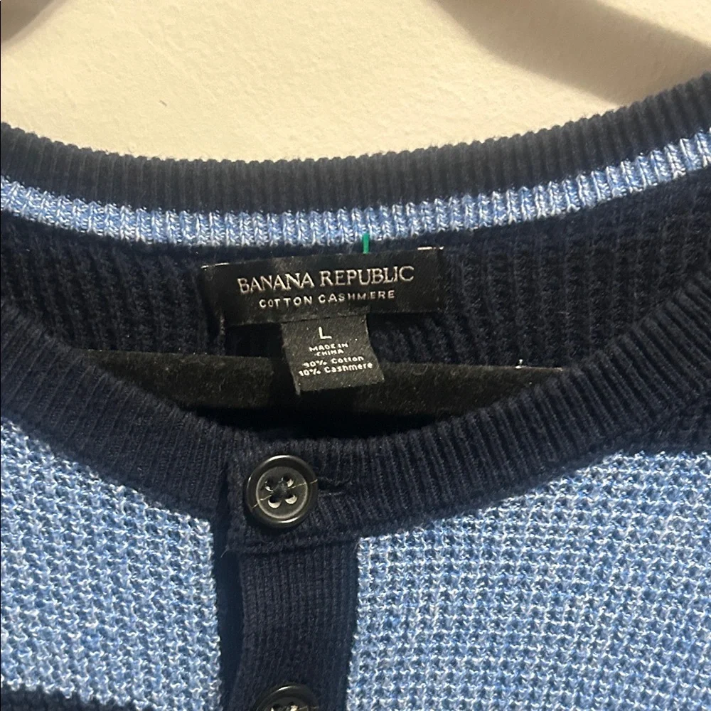 Banana Republic Men's Crewneck Sweater in Navy and Light Blue Stripes
